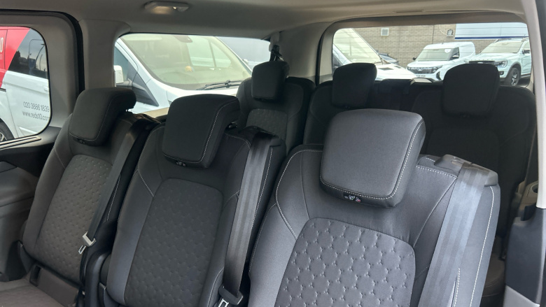 Ford Tourneo Custom 340 L2 Petrol Fwd 2.5 PHEV 232ps H1 Titanium 8 seater Auto